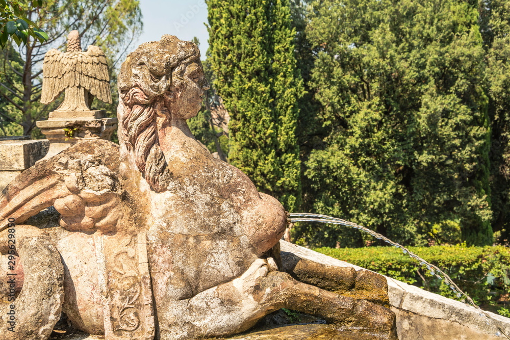 Antique fountain in shape of Sphinx Antique fountain in shape of Sphinx
