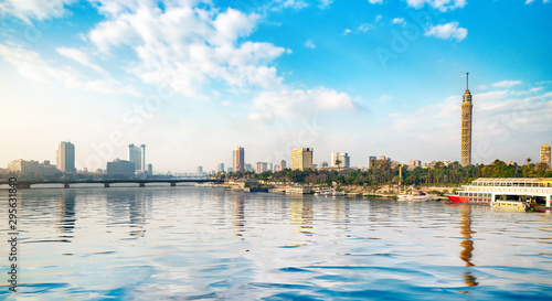 Cuadro en lienzo Panorama of the Nile