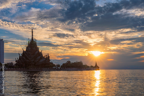 Photography Sanctuary of Truth with beautiful sunset in Pattaya, Thailand