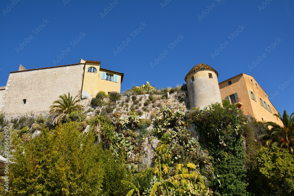 France, côte d'azur, Villefranche sur Mer, la citadelle et la végétation  méditéranéenne. Stock Photo | Adobe Stock