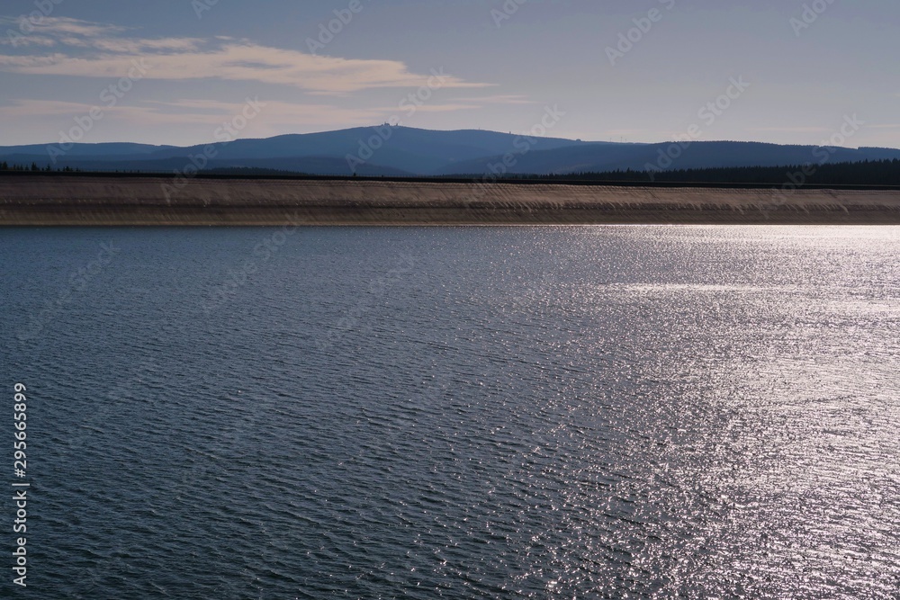 Fototapeta premium blick vom oberbecken markersbach