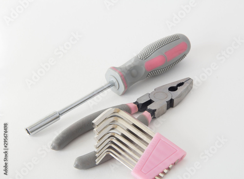 Pliers with screwdriver and hex wrench set and screwdriver heads