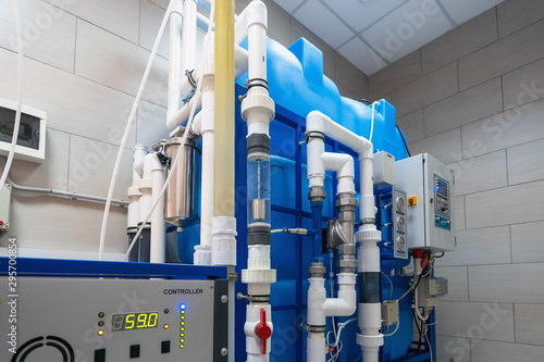 Bilde på lerret Automated computerized ozone generator machine for ozonation of pure clean drink