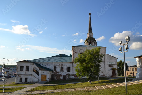 The Resurrection Church and the cathedral bell tower in Solikamsk: what has survived in Soviet times photo