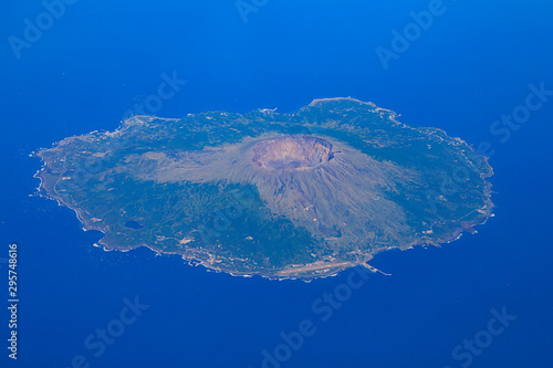 Spring Miyakejima taken from 3500m above