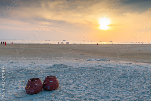 Evening scenery at Silver Beach in the Northwest Sea