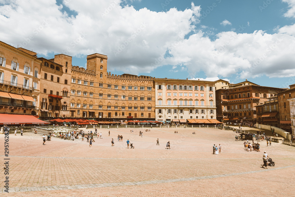 Panoramic view of Piazza del Campo