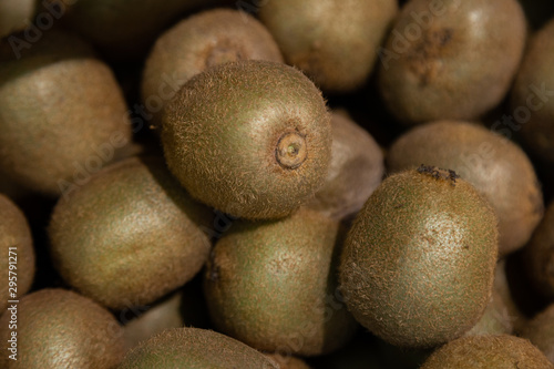 Close-up of fresh kiwi fruit on supermarket counter