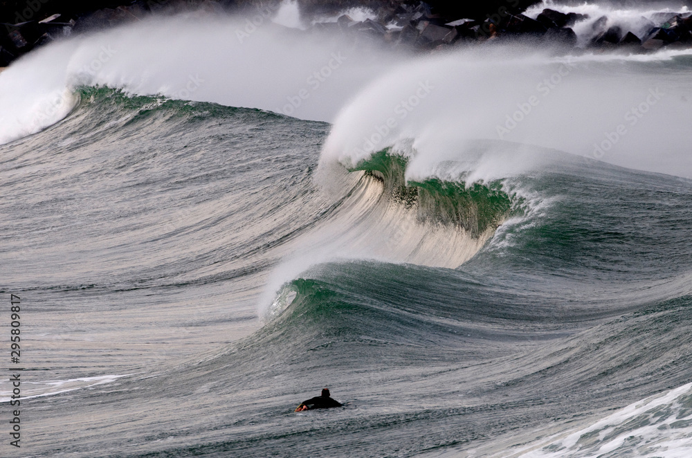 Obraz premium olas mar san sebastian surf