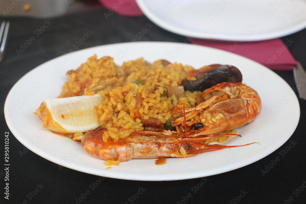 plate of spanish seafood paella