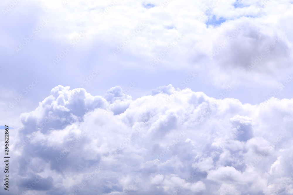 Naklejka premium Clouds. Big white cumulus clouds on blue sky. 
