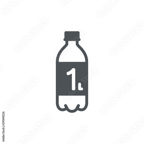 1 Liter l sign (l-mark) estimated volumes milliliters (ml) Vecto photo