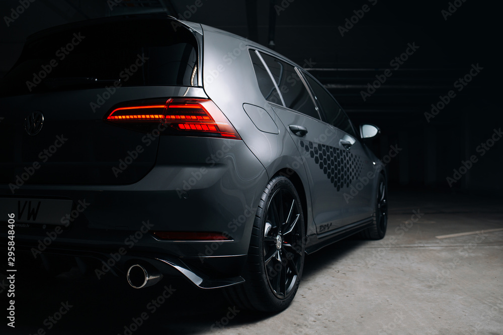 Valokuva Golf GTi TCR at the underground parking lot