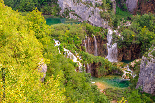 Fototapeta Naklejka Na Ścianę i Meble -  Picturesque landscapes of Plitvice Lakes with waterfalls, mountain rivers, forests and mountains