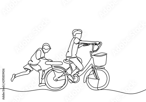 Continuous one line drawing of kids playing bicycle with friend. Friendship and childhood theme. Act of kindness of young boy help to push the bike.