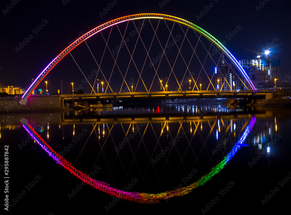 Obraz premium bridge in night