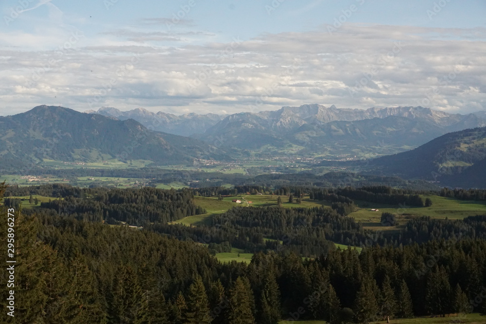 Aublick vom Turm in Hauchenberg Diepolz mit Blick auf Grünten und Gebirge 