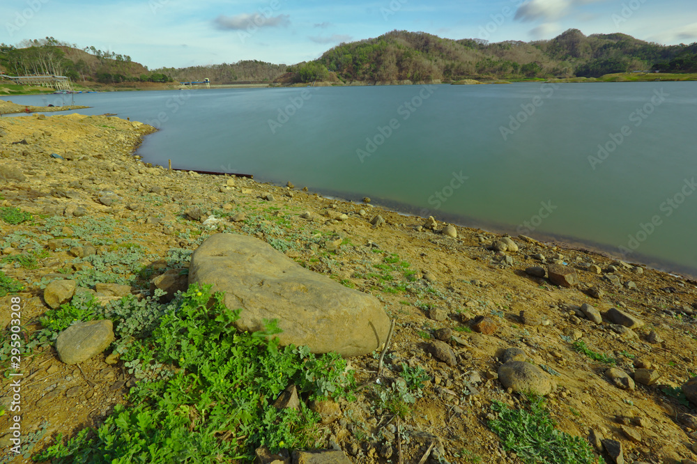 Fototapeta premium lake in the mountains