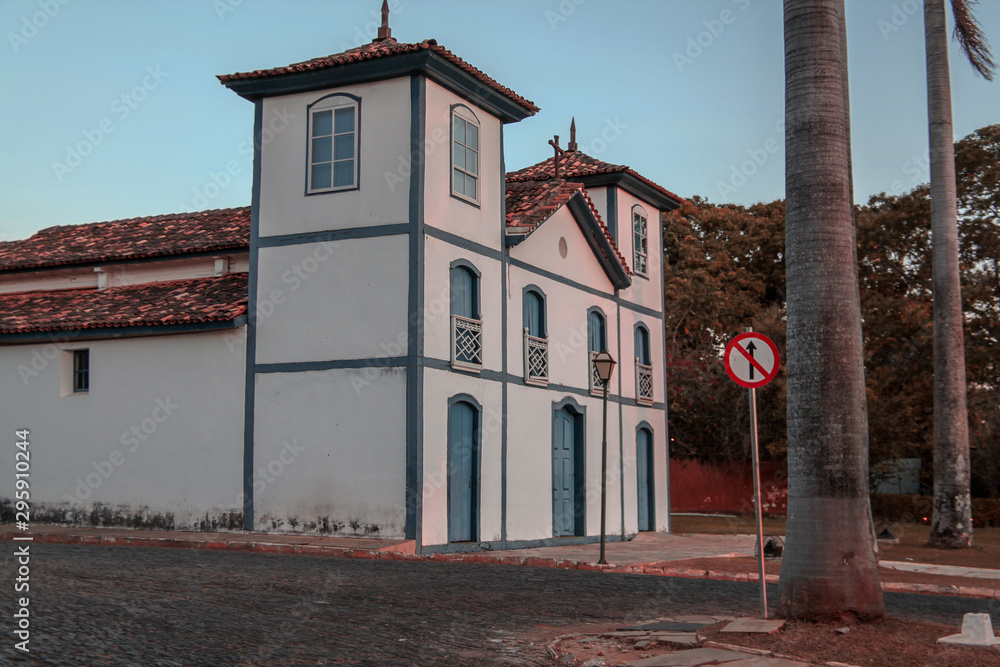Φωτογραφία Pirenópolis, Goiás, Brazil, October 18, 2019: Our Lord of Bonfim Church in colonial style with baroque interior is the most original of Pirenopolis, located in the Alto do Bonfim neighborhood