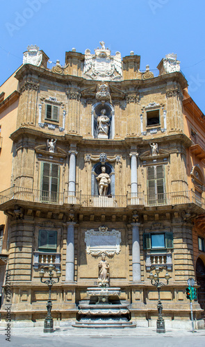 Palermo - Quattro Canti, o piazza Villena photo