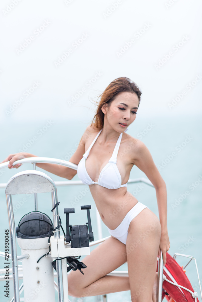 Sexy Asian Bikini