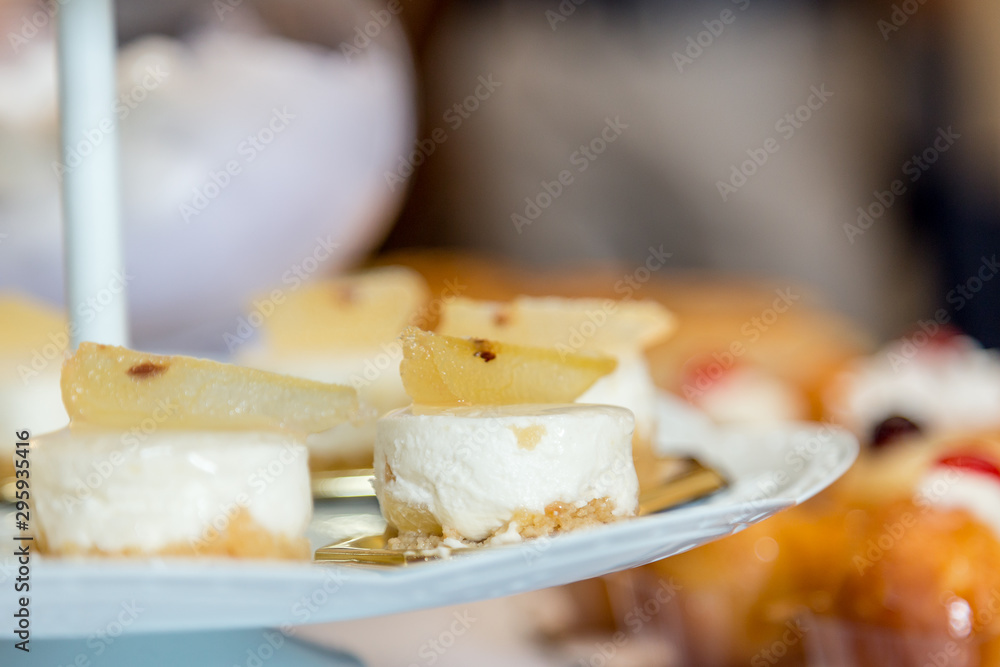 Small Ricotta and pear cake of Amalfi
