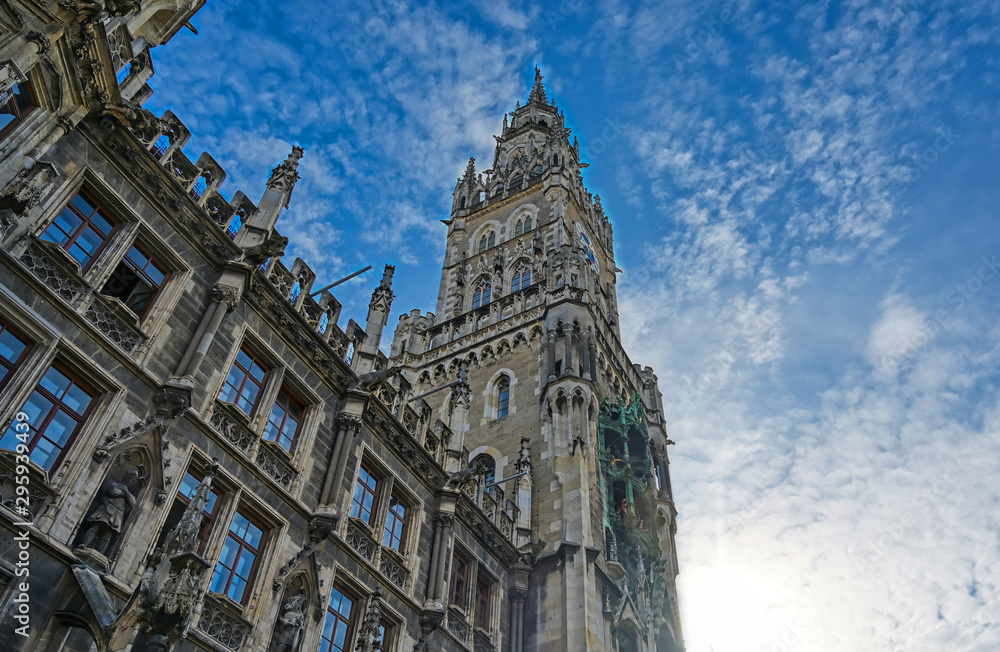 Fototapeta premium The New Town Hall located in the Marienplatz in Munich, Germany