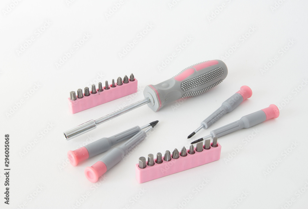 Screwdriver and a set of nozzles for screwdriver Screwdriver and a set of nozzles for screwdriver