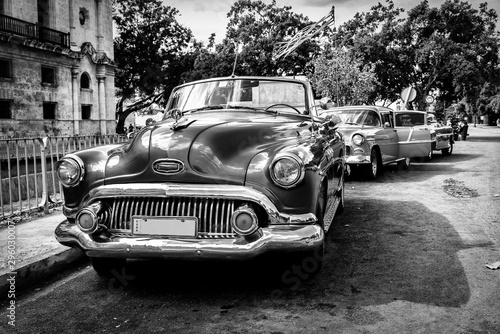 Cabrio Oldtimer in Havanna Schwarz-weiss © dietwalther