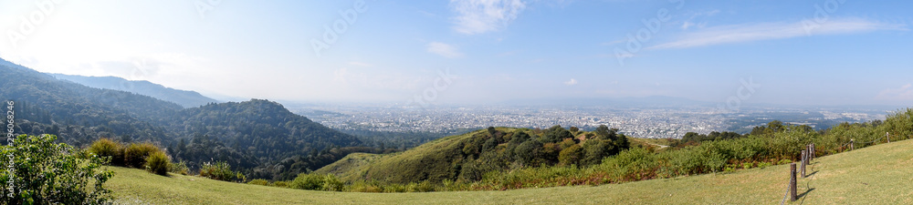 Obraz premium 奈良県 若草山