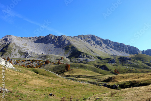 Wallpaper Mural National Park of Abruzzo, Lazio and Molise - A view of the mountains on the Meta mountains Torontodigital.ca