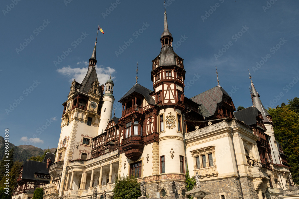 Fachada castillo en Rumanía