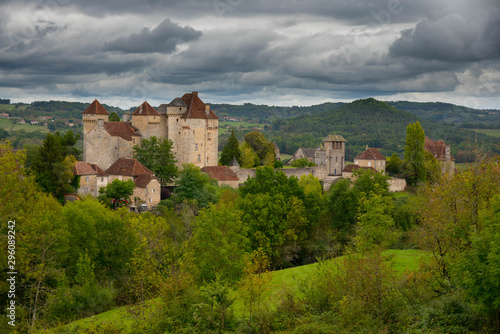 Festungsdorf Curemente im Vallée de la Dordogne