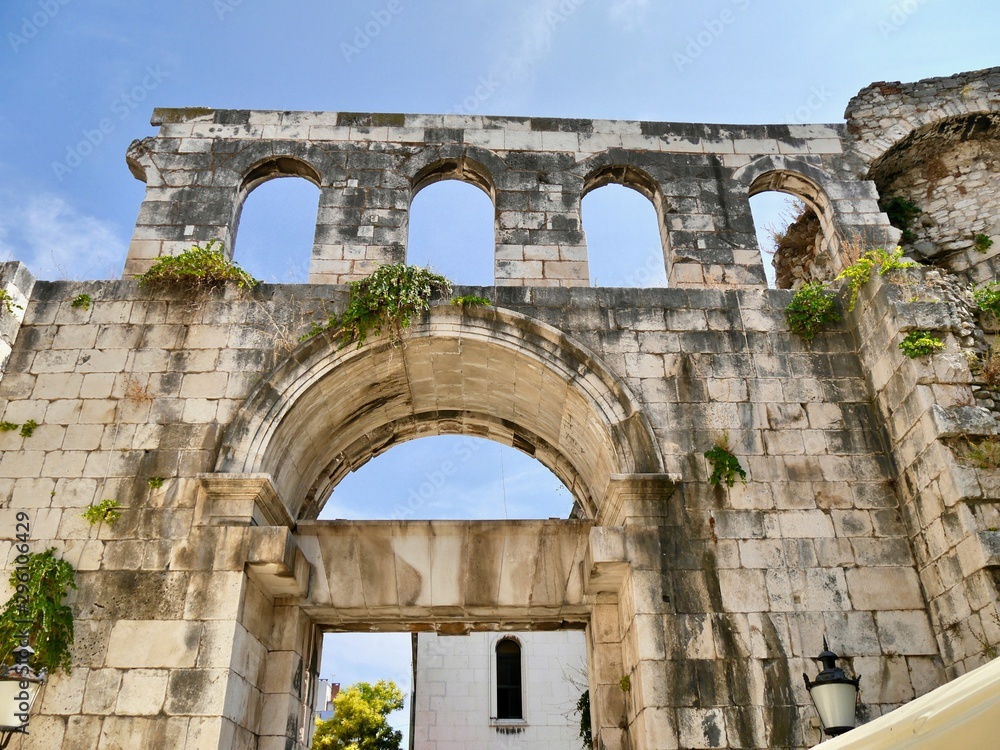 altes Bauwerk in Split