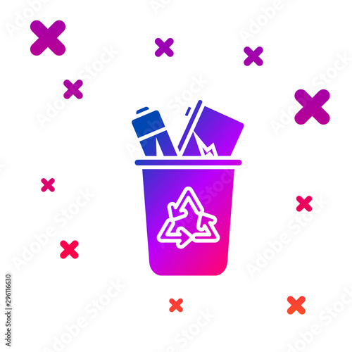Color Recycle bin with recycle symbol icon isolated on white background. Trash can icon. Garbage bin sign. Recycle basket sign. Gradient random dynamic shapes. Vector Illustration