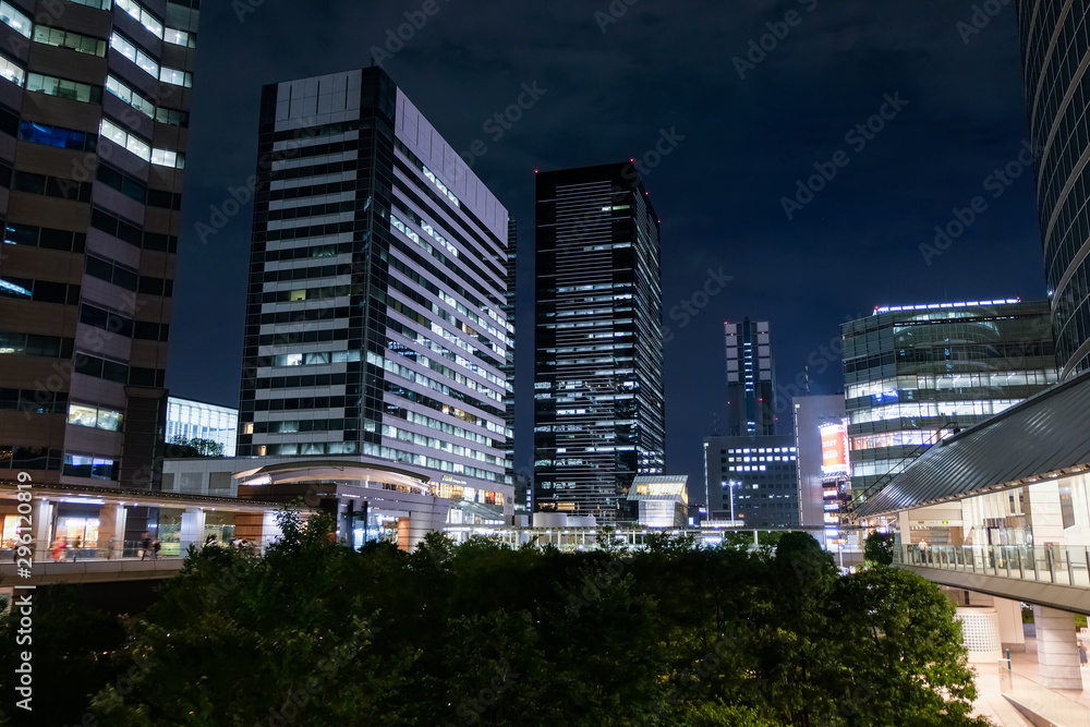 東京 品川駅 港南口 夜景 東京 品川駅 港南口 夜景