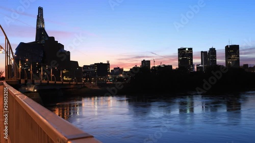 Timelapse of Winnipeg skyline at sunset 4K