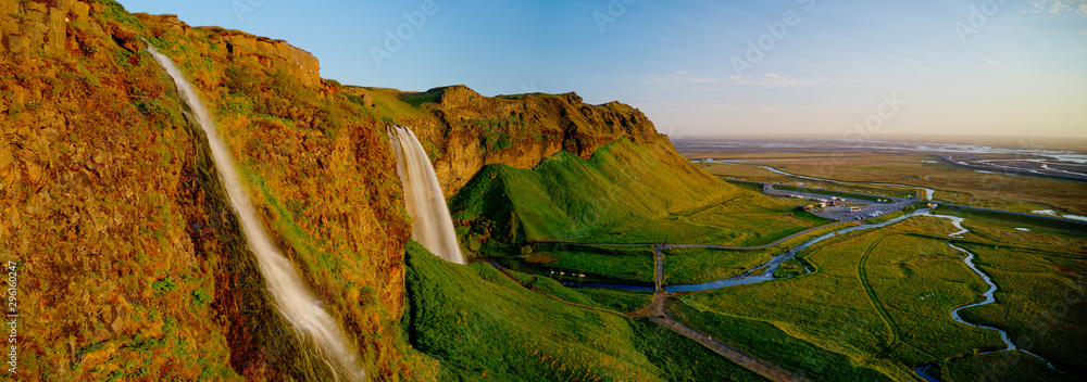 Εκτύπωση καμβά Beautiful Seljalandsfoss waterfall in Iceland during Sunset, Europe