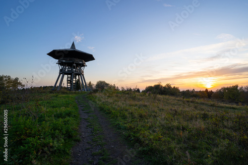 Der Eggeturm bei Sonnenuntergang, Velmerstot, Horn-Bad Meinberg, Deutschland