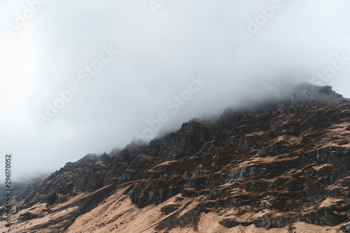 Foggy Mountain - Nebliger Berg