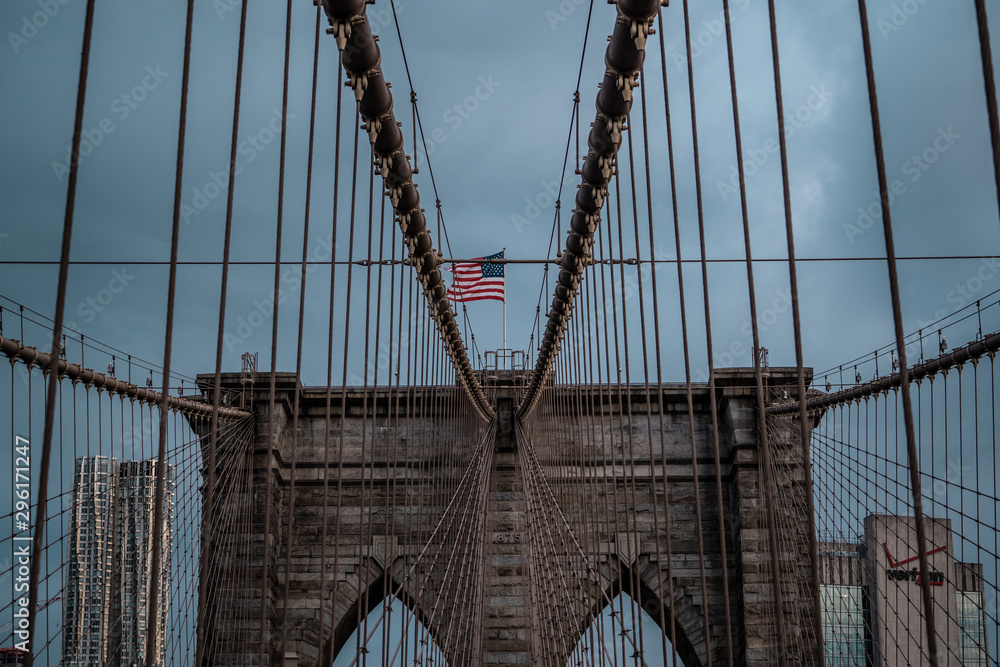 Obraz premium Brooklyn bridge New York city image, sunrise image of the New York Brooklyn bridge