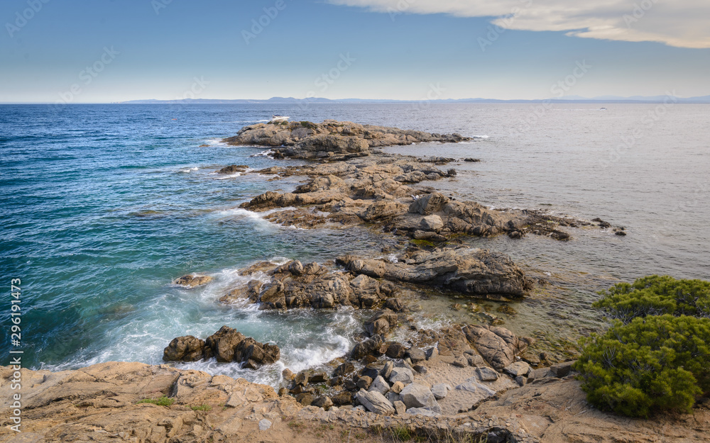 Paisaje del Norte de la costa brava en Alt Emporda, Cataluña