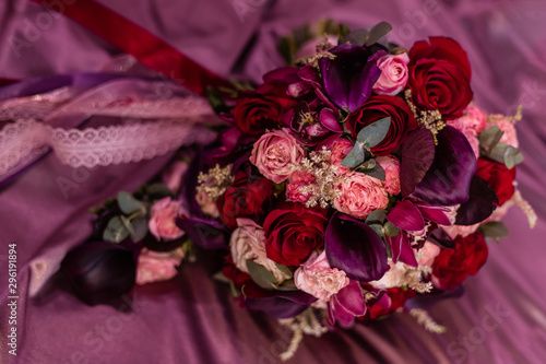 the bride's bouquet and boutonniere