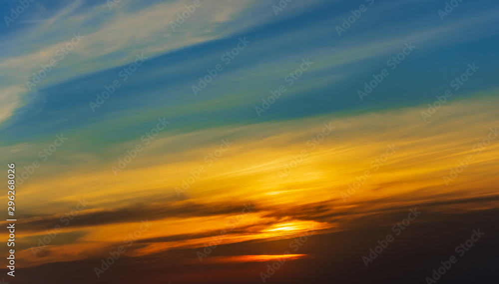 Obraz premium Beautiful sunset sky tropical clouds