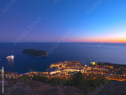 Fototapeta Naklejka Na Ścianę i Meble -  Dubrovnik old town panoramic image in southern Croatia