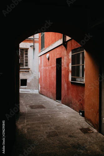 old streets of Genoa in Italy © Егор Забаровский