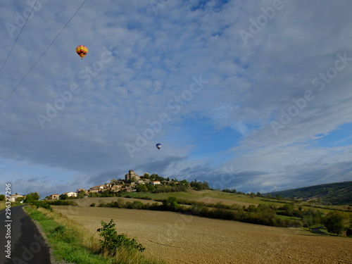 De Boudes à Chalus en montgolfière (Auvergne)