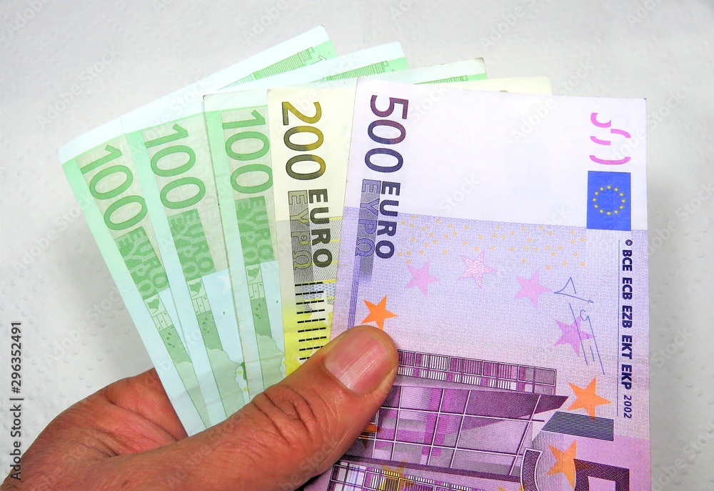 many euro banknotes many euro banknotes