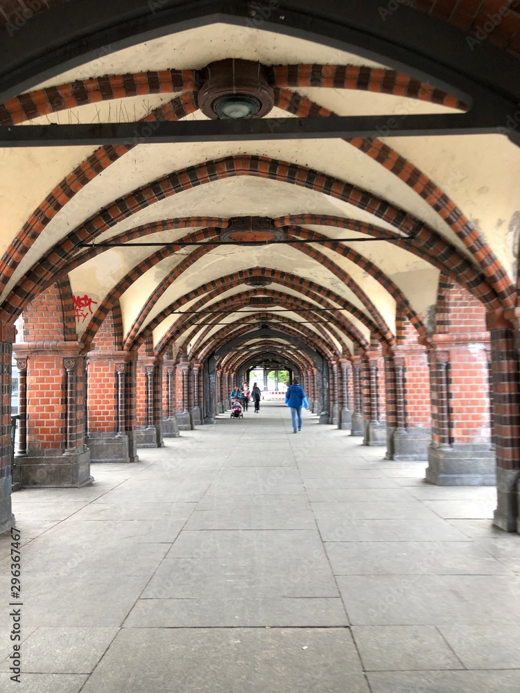 Fototapeta premium arch in seville spain