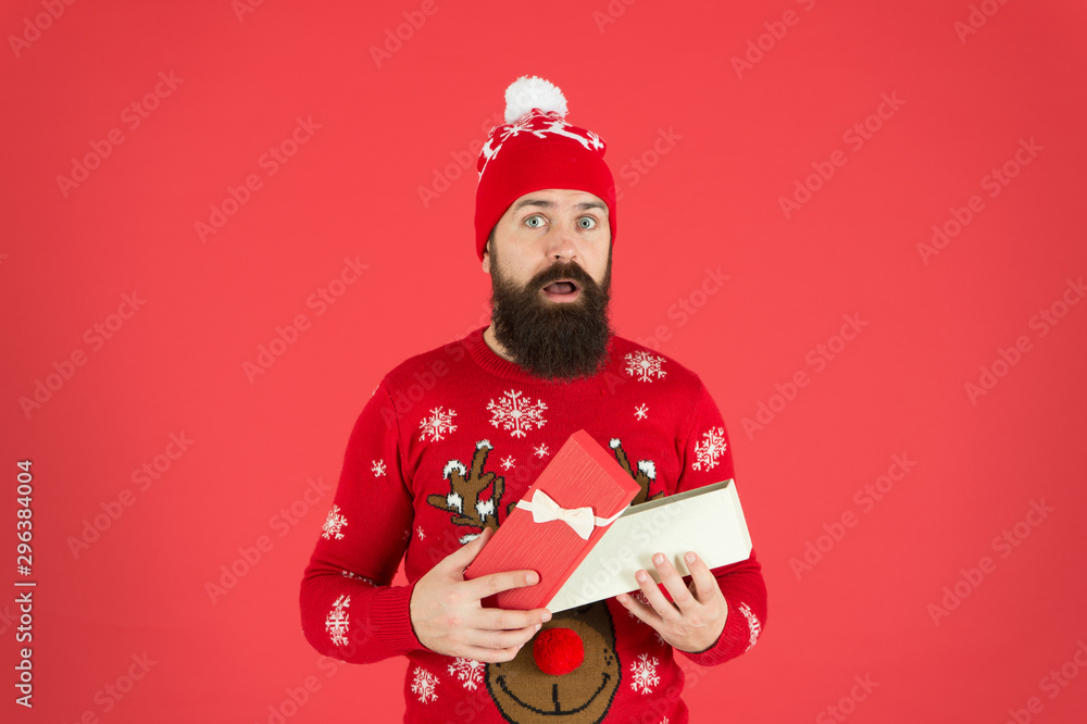 What a great surprise. happy new 2020 year. surprised bearded man open box. man hipster feel surprise. winter holidays. what is inside. oh my god. merry christmas. got xmas gift. present from santa What a great surprise. happy new 2020 year. surprised bearded man open box. man hipster feel surprise. winter holidays. what is inside. oh my god. merry christmas. got xmas gift. present from santa